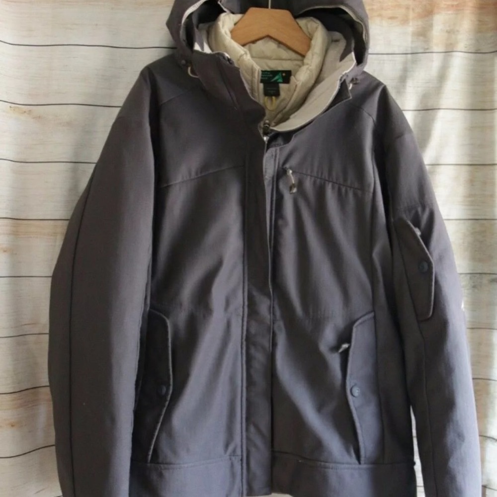 ❄️Eastern Mountain Sports 3 in 1 Ski Jacket ❄️